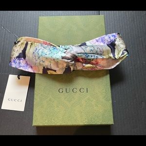 Authentic Gucci silk floral headband NWT